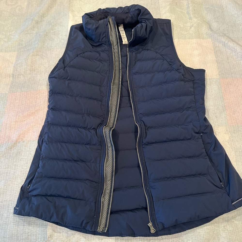 Lululemon Down For It All vest - 10
